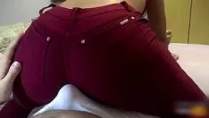 Reproducir Cuando le das una palmada en el trasero, la excitas aún más.