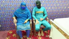Jouer La formosa indiana Bhabhi non può resistere al mio cazzo: un incontro bollente nella sala d'attesa