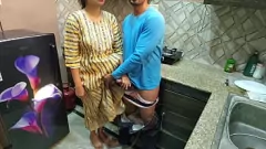 Abspielen Dirty Maid Maliks raues Anal-Rollenspiel – Asain Teens wilder erster Porno