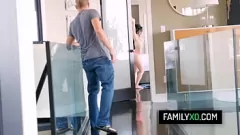 Reproducir Stepnephw no se puede resistir al tabú Stepaunt Portia Harlow's MILF Pussy
