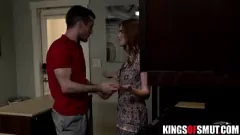 Jouer Step fratello non può resistere alle abilità del pompino di Step Sister
