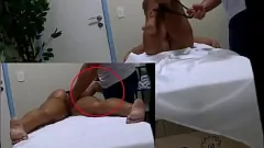 Oynat Müşteri tarafından yakalandı: Solomon ve Bebelzinha'nın görünmeyen görüntüleri