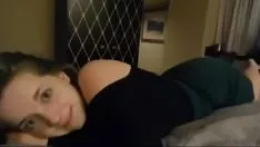 Redare Fratele Mai Mic O Fute Pe Sorusa Cand O Gaseste Dezbracata