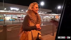 Abspielen Amateur Sasha Steeles ungezogener Lieferwagen und mit Sperma gefüllter Mund